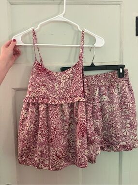 Floral Pink Two-Piece Pajama Set - Women’s Sleeveless Top & Shorts